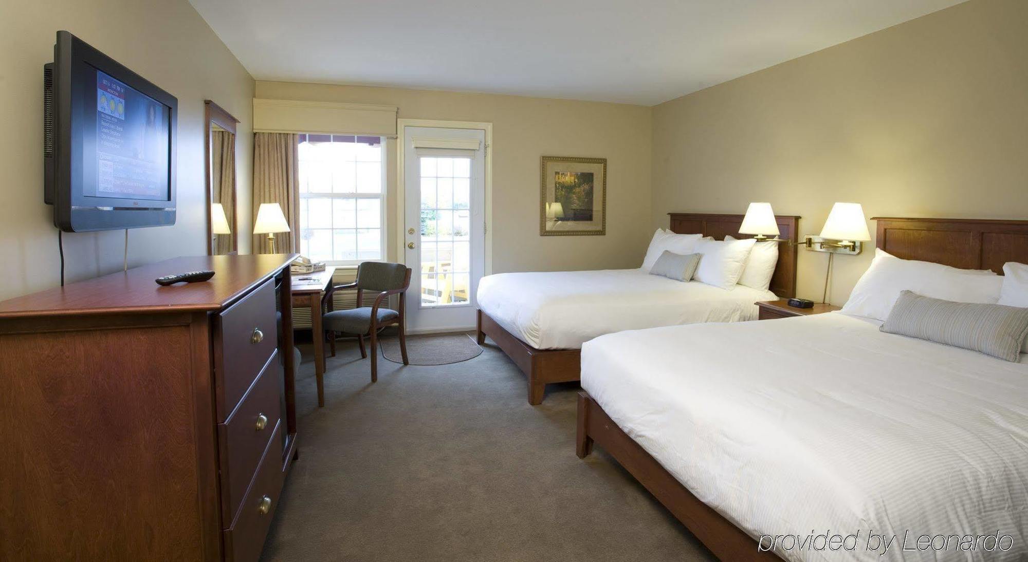 Amsterdam Inn & Suites Монктон Экстерьер фото